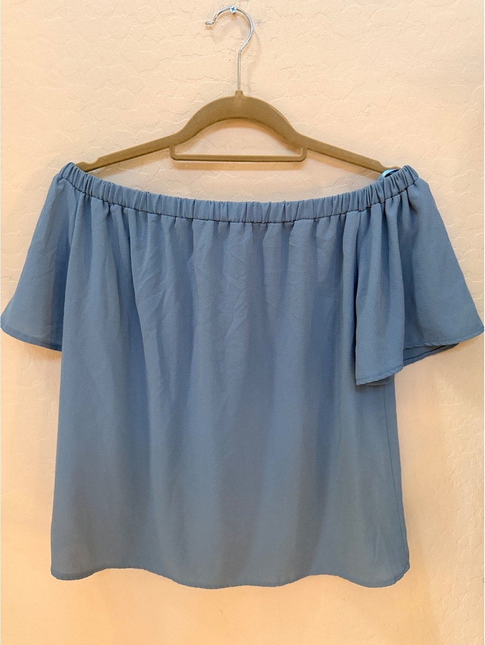 Off Shoulder Blouse - Picture 3 of 4